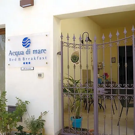 לינה וארוחת בוקר Acqua Di Mare 4*